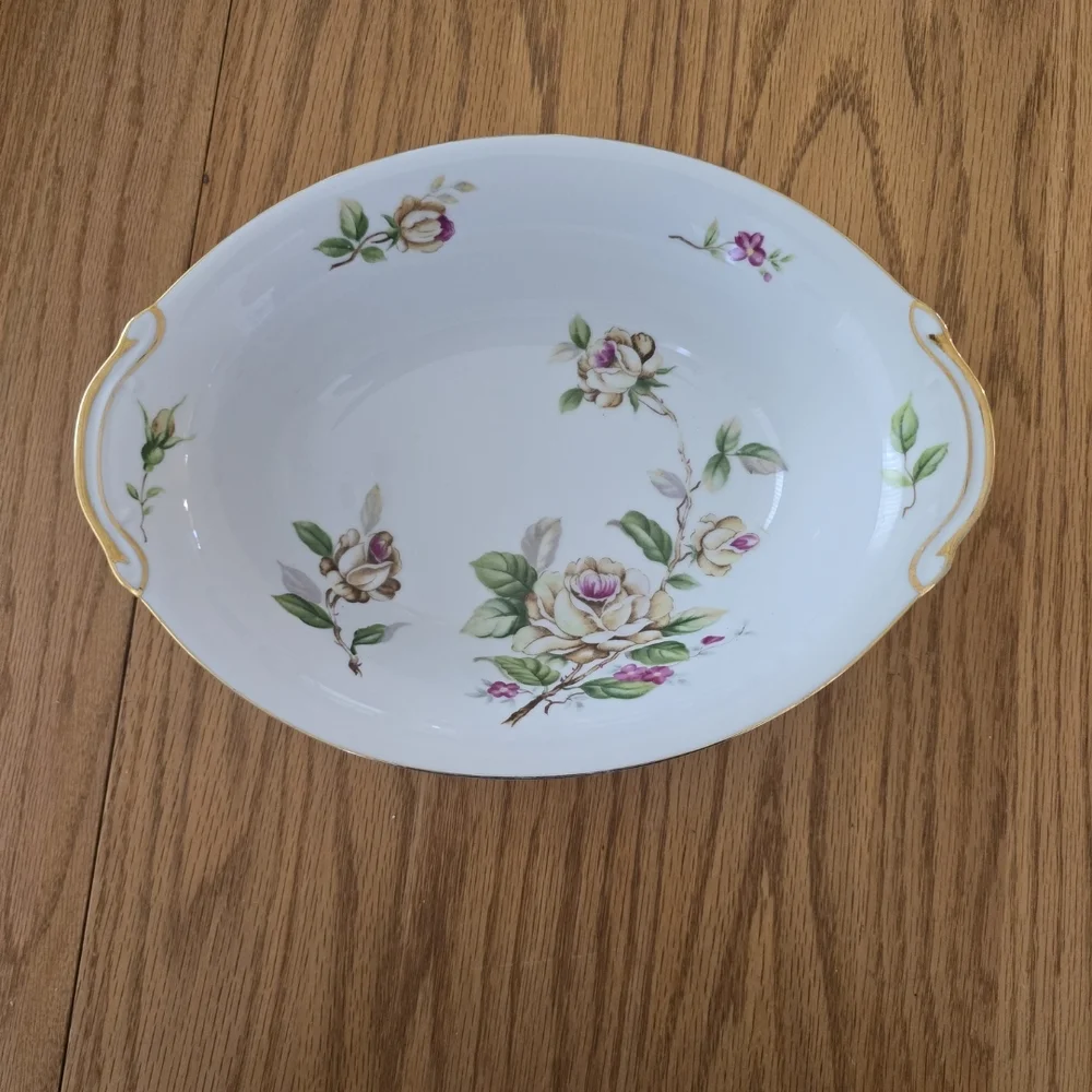 Lynmore Oval Serving Bowl 